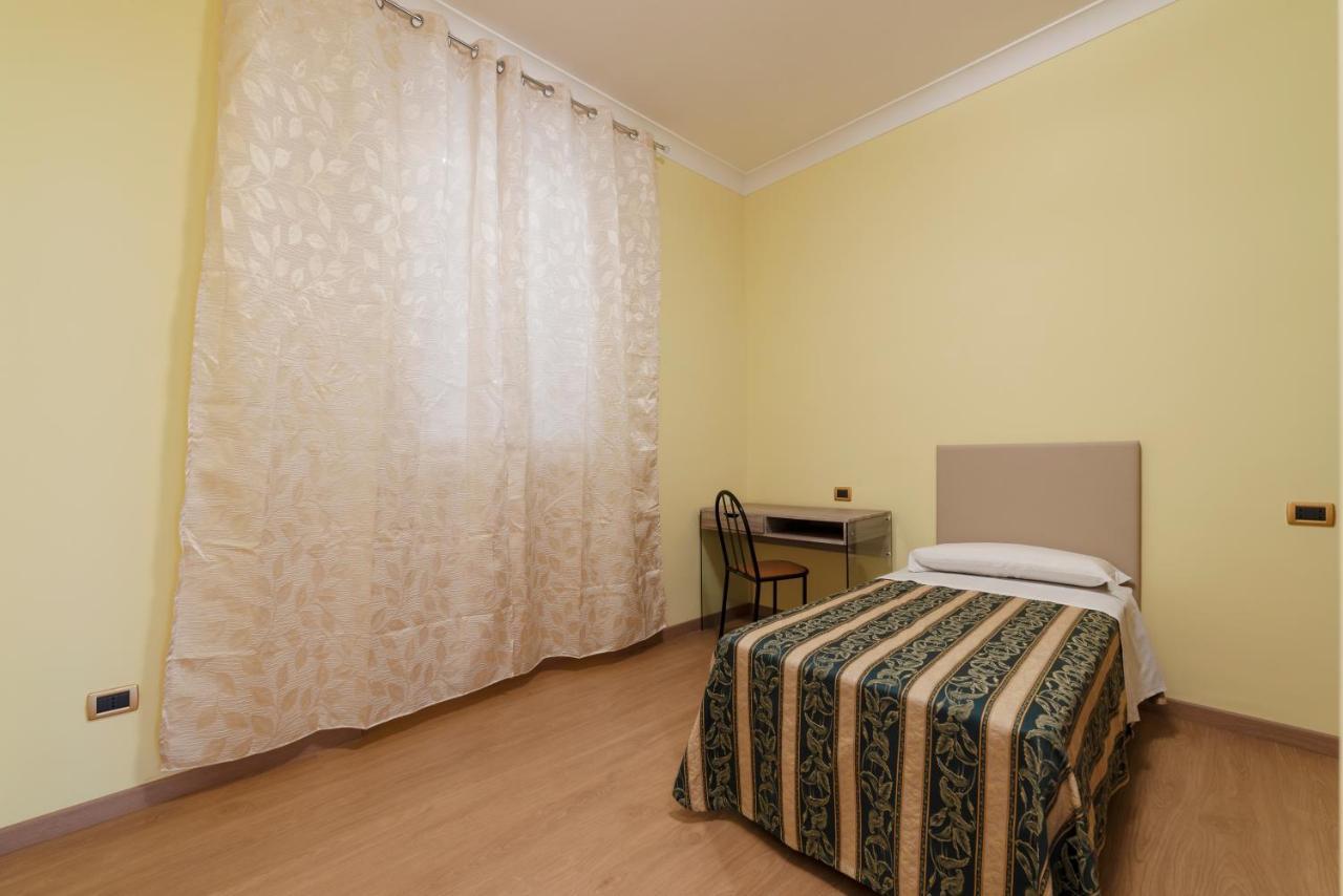 Termini Station Elegant And Roomy Apartment Roma Ngoại thất bức ảnh