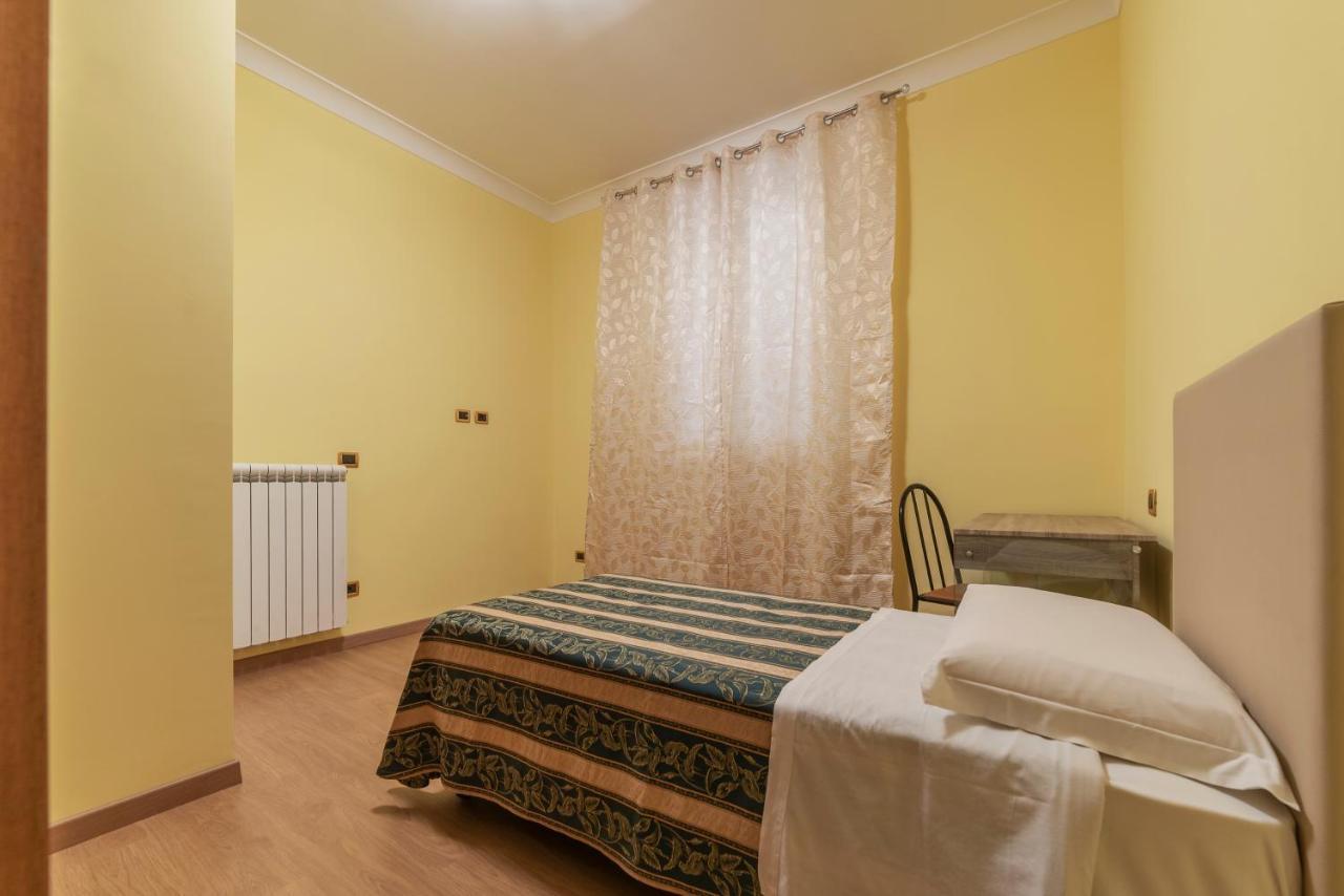 Termini Station Elegant And Roomy Apartment Roma Ngoại thất bức ảnh