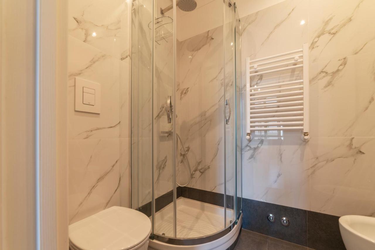 Termini Station Elegant And Roomy Apartment Roma Ngoại thất bức ảnh